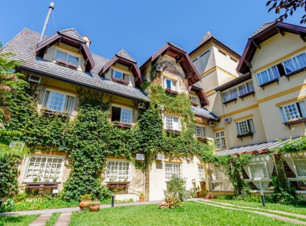 Tri Hotel Le Chateau 