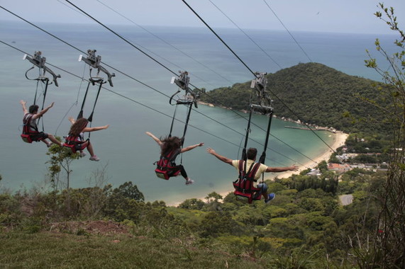 Bondinho Aéreo / Parque Unipraias