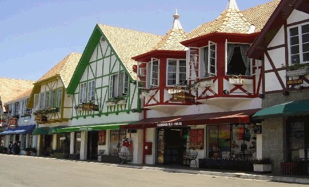 Tour Ilhota, Blumenau + Brusque
